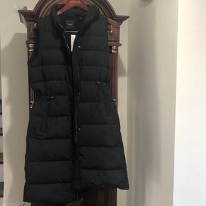 Theory sleeveless puffy jacket